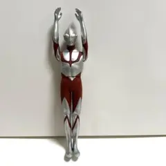 ウルトラマン フィギュア スペシウム光線ポーズのサムネイル