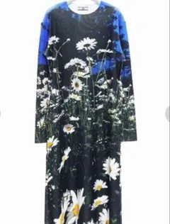未使用】KnuthMarf blurryfloweronepiece - メルカリ