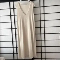 GU ノースリーブロングニットワンピース アイボリー