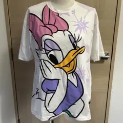 BABYDOLL ディズニー スプレーペイントTシャツ デイジーダックのサムネイル