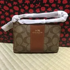 新品未使用！コーチ リストレット ポーチ
