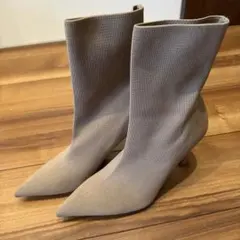 本日のみ最終値下げ美品ZARAソックスブーツ38