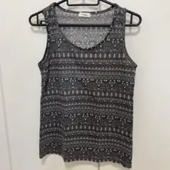 blue タンクトップ