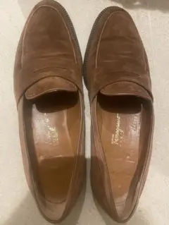 【美品】フェラガモ スウェードローファー 8 1/2~25.5㎝相当