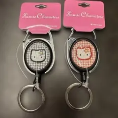 新品　キティ　リール付きキーホルダー　サンリオ　リールキーホルダー　赤　黒