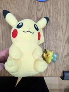 当時物 ピカチュウ 光る！音声貯金箱 ぬいぐるみ ポケモン - メルカリ