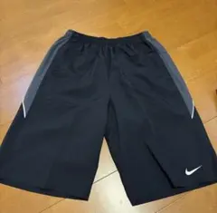 ナイキ ショートパンツ