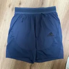 adidas ランニングショートパンツ ネイビー