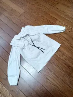 KIDSブラウス　セレモニーブラウス　白長袖ブラウス　白　襟レース　サイズ130