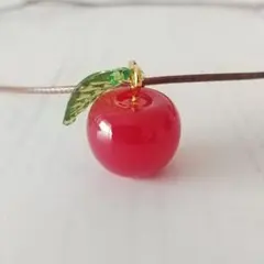 No.2391 赤りんご ネックレス(小) ハンドメイド レジン