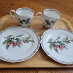 ノリタケ　Royal Orchard ペア　 チェリー　お皿　ザクロ　マグカップのサムネイル