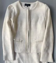 INDIVI セレモニースーツ　ツイード　ノーカラースーツ　アイボリー　入学式