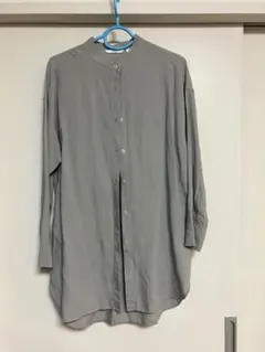UNIQLO グレー　ノーカラーロングシャツ 長袖
