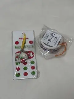 ハローキティ ヤクルト ミルミルS ストラップ - メルカリ