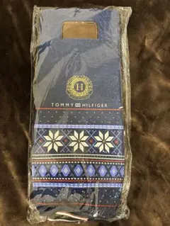 TOMMY HILFIGER ホリデー柄ワインバッグ