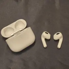 AirPods　第3世代　ホワイト 充電ケース付き