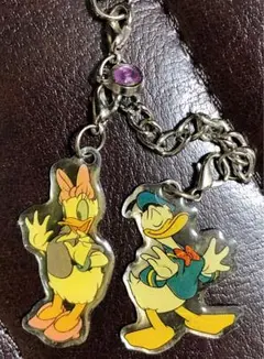 (美品・送料込)ディズニー　ダック・デイジー ストラップ