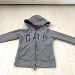 ❤️GAP フリースのパーカー　ギャップ　グレー　120センチ