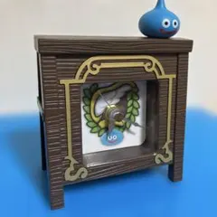 ドラゴンクエストアミューズメントグッズシリーズ看板時計道具屋　フィギュア置き時計