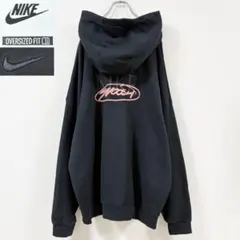 7XL相当　ナイキ　黒フェードのオーバーサイズドフィットパーカー　センター刺繍
