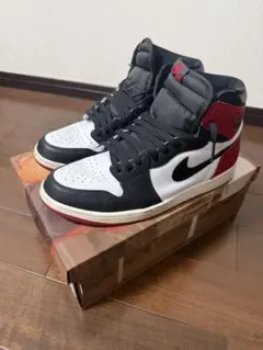 Nike Air Jordan 1 Retro High OG つま黒