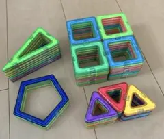 マグブロック マグネット ブロック (二等辺三角形五角形) 72ピース　美品のサムネイル