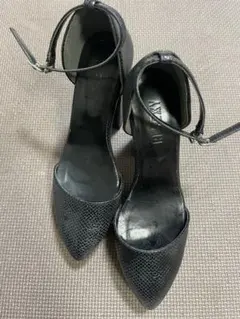「美品」GW最終値下げにて再出品 パンプス 太ヒール ブラック Mのサムネイル