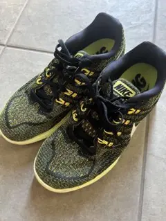 NIKE ナイキ ランニングシューズ 23.5cm