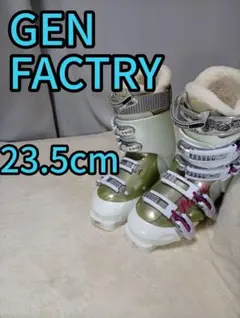 GEN FACTRY 女性用スキー靴 23.0cm〜23.5cm