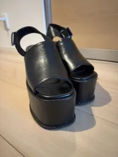 カバーバルキーサンダルのサムネイル