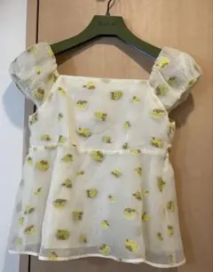 ラブティックボンボン　【最強モテブラウス】小花ラメジャガードペプラムのサムネイル