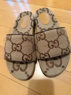 GUCCI GGパターン ベージュ スライドサンダルmb様専用 - メルカリ