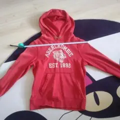 Abercrombie レッド フード付きパーカー