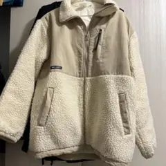 フリースジャケット