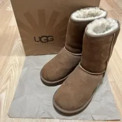 UGG ムートンブーツ クラシックショート チェスナット　サイズ38のサムネイル
