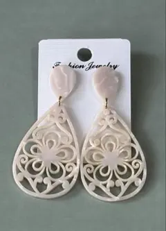 Item thumbnail for item c1f44497-03b1-4e18-bc9c-ef9c02b4b052