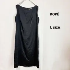 ROPÉ ロペ　サテン調ノースリーブワンピース　L〜LL ブラック　花柄　型押しのサムネイル