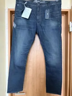 Item thumbnail for item 59f83ae4-f0b6-4bc4-9c45-5740a35decaf