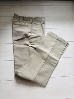 ベージュ ワークパンツ サイズ28
