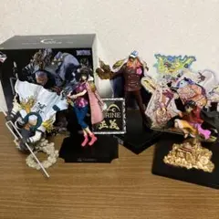 ワンピース　一番くじ　スモーカー　たしぎ　サカズキ　ルフィ　4体セット