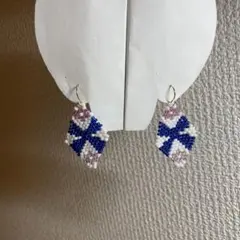 ☺︎ハンドメイド ビーズ ピアス ダイヤモンド型♢蝶々とお花