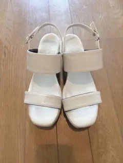 厚底ベルトサンダル꙳のサムネイル