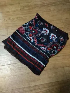 コントワー・デ・コトニエ　ストールのサムネイル