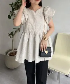 Item thumbnail for item eb08db20-7ca0-4ea7-ba0a-ea1a026fda1a