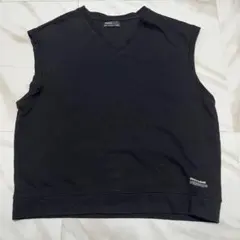 Bershka Vネック タンクトップ ブラック