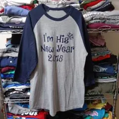 2018ヴィンテージ海外製М　新年　七分長袖tシャツUSA直輸入メンズ古着