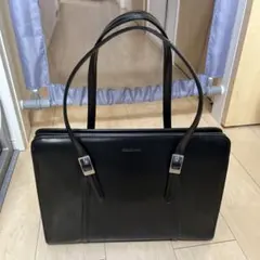 黒のレザーハンドバッグ ビジネスバッグ 黒 ブラック 就活