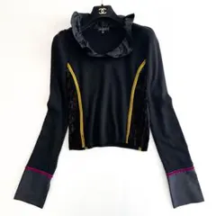 ETRO（エトロ）/ ラッフル襟 ニット 黒 40 イタリア製 セーターのサムネイル