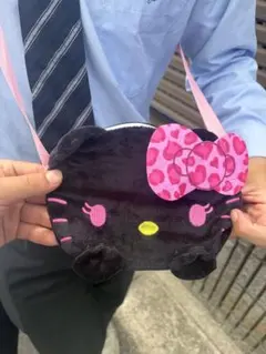 ハローキティ ポーチ 小型 黒 ピンク