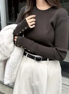 アンドミー 袖ボタン無地ボーダー長袖リブニットセーター　L